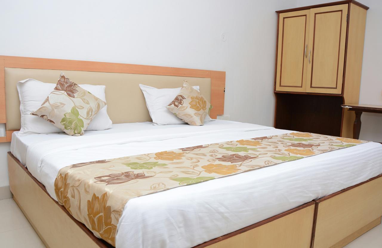 Hotel Sunrise Panaji Εξωτερικό φωτογραφία
